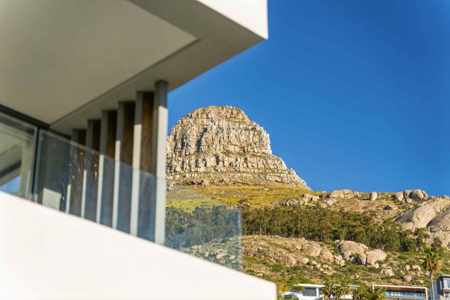 4 Bedroom Property for Sale in Fresnaye Western Cape